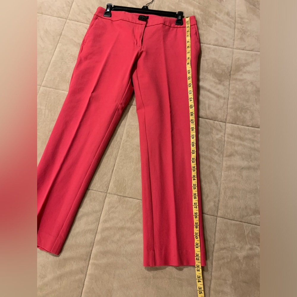 Ann Taylor Signature cropped pants size 4